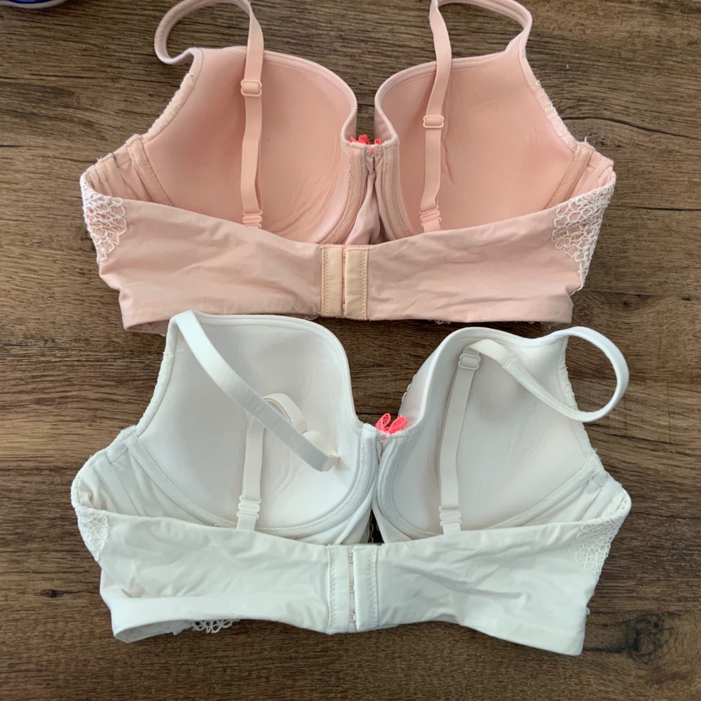 Victoria's Secret Lace Balconette Bra in Light Pink and White - Picture 6 of 7